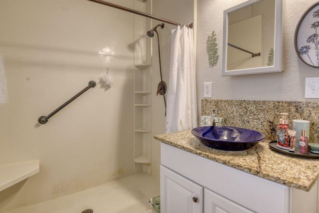 2028 W Nora Ave, Spokane, WA 99205