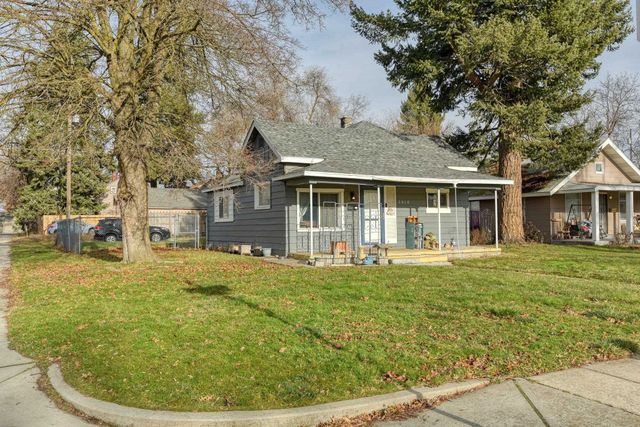 2028 W Nora Ave, Spokane, WA 99205