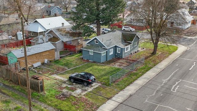 2028 W Nora Ave, Spokane, WA 99205
