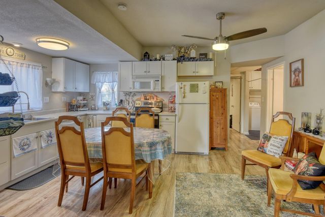 2028 W Nora Ave, Spokane, WA 99205