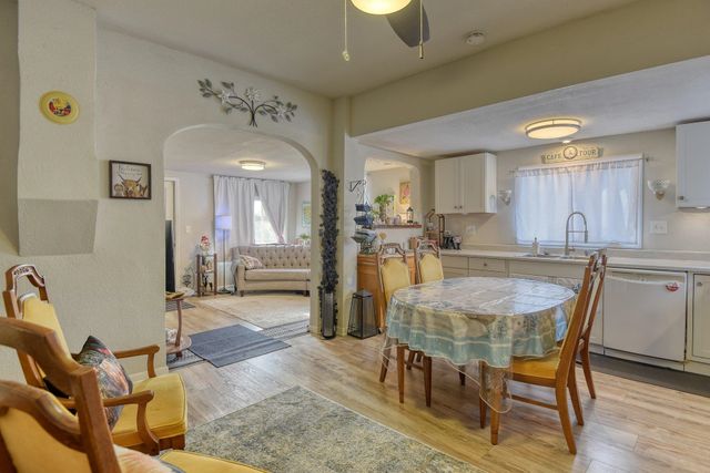 2028 W Nora Ave, Spokane, WA 99205