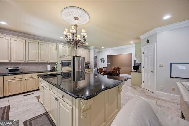 148 Howard Oaks Drive, Macon, GA 31210