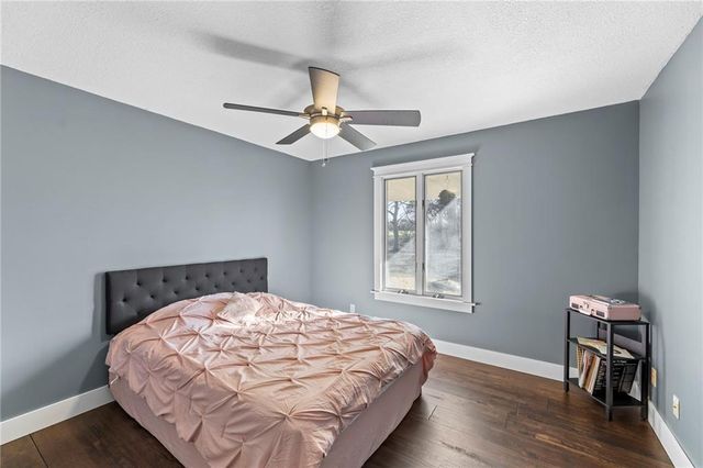 20065 McLouth Road, Tonganoxie, KS 66086