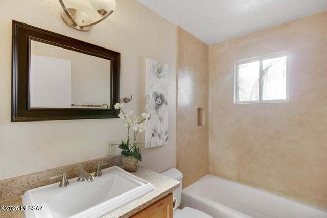 55 N Cherry Ave Unit 201, Tucson, AZ 85719