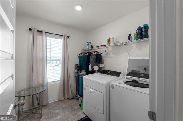 435 Noblewood Drive, Mcdonough, GA 30252