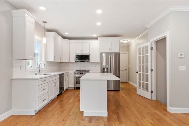 20 Curley Cir, Ayer, MA 01432