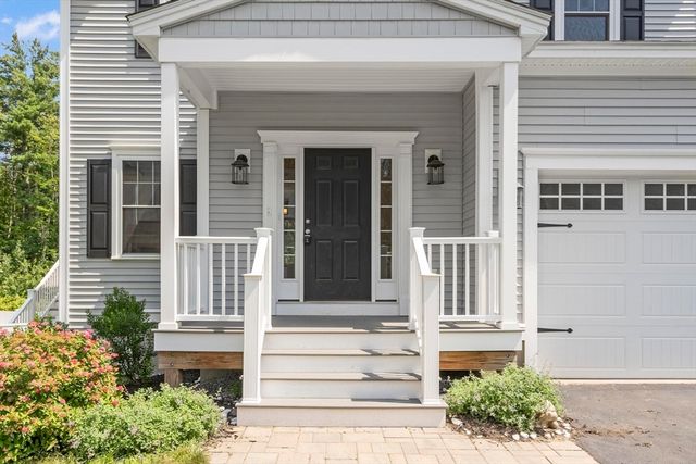 20 Curley Cir, Ayer, MA 01432