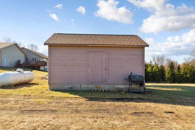 77728 325th Street, Ellendale, MN 56026