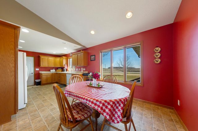 77728 325th Street, Ellendale, MN 56026