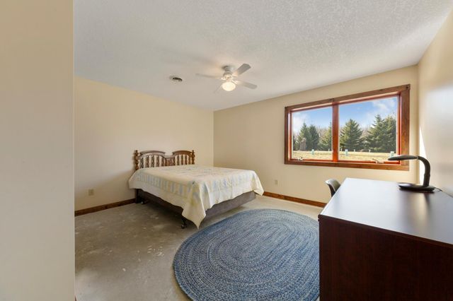 77728 325th Street, Ellendale, MN 56026