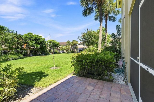 12135 SW 3rd Street, Pembroke Pines, FL 33025