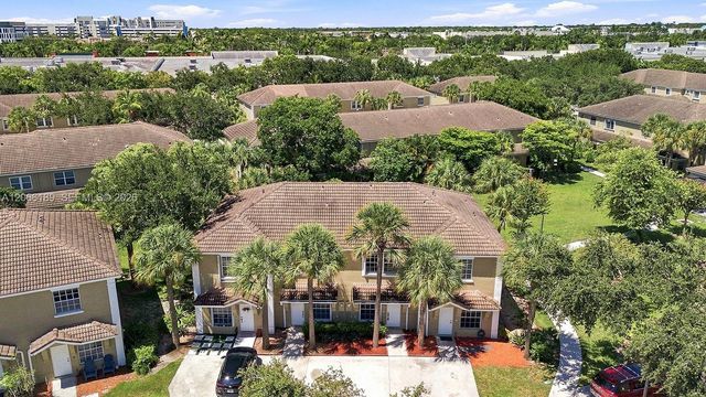 12135 SW 3rd Street, Pembroke Pines, FL 33025
