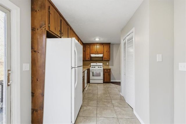 1856 W Elmwood Drive, Acworth, GA 30102