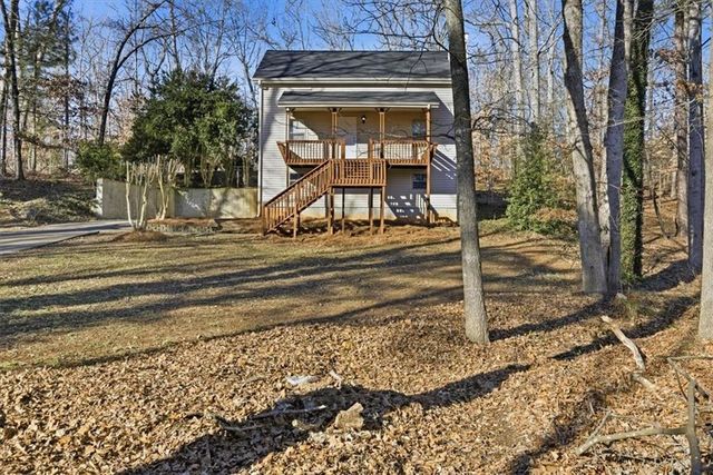 1856 W Elmwood Drive, Acworth, GA 30102