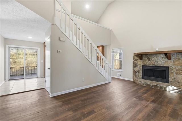 1856 W Elmwood Drive, Acworth, GA 30102