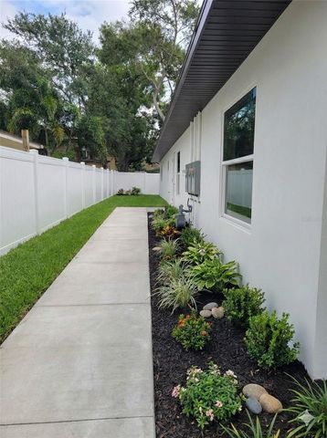 79 PATRICIA AVENUE, Dunedin, FL 34698