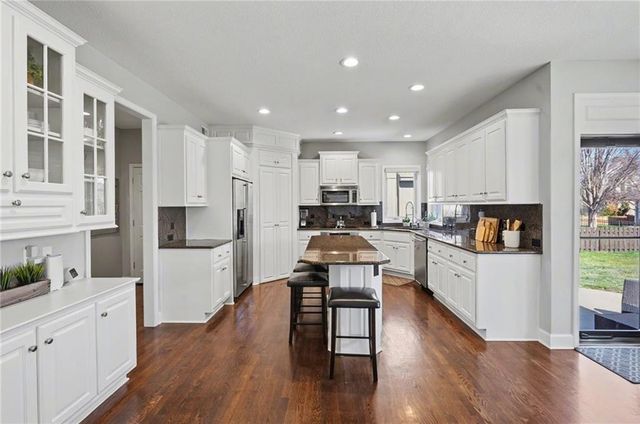 5511 Chouteau Street, Shawnee, KS 66226