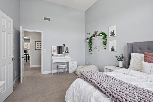 5511 Chouteau Street, Shawnee, KS 66226