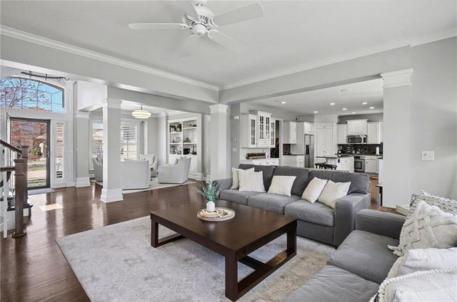 5511 Chouteau Street, Shawnee, KS 66226