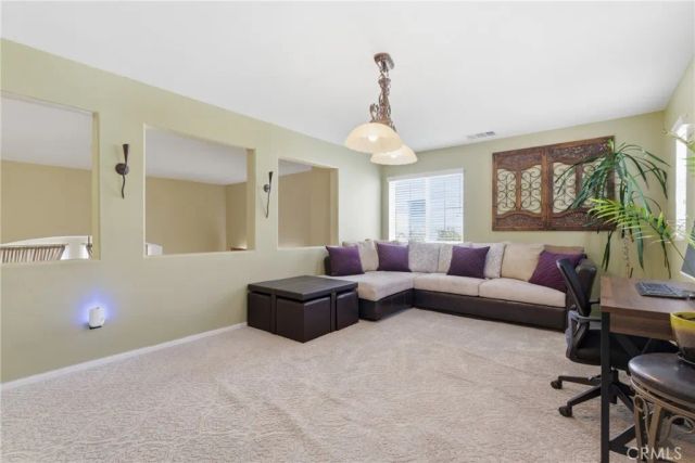 17765 Cape Jasmine, Canyon Country, CA 91387