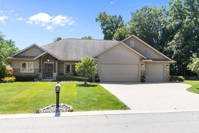 1983 CREEK SIDE DRIVE, Neenah, WI 54956