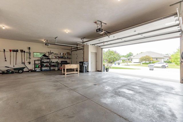 1983 CREEK SIDE DRIVE, Neenah, WI 54956