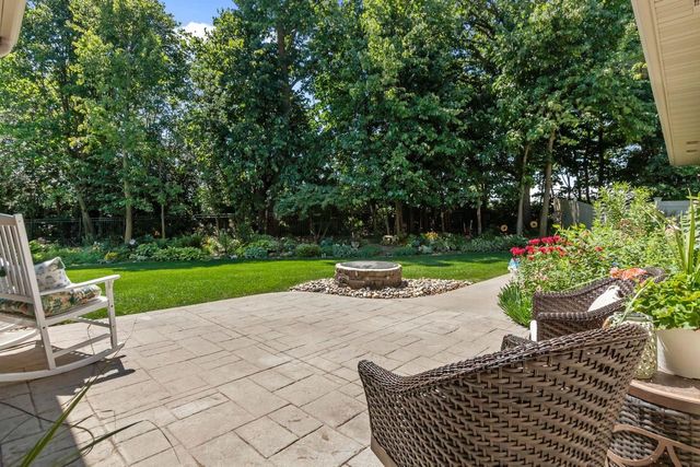 1983 CREEK SIDE DRIVE, Neenah, WI 54956