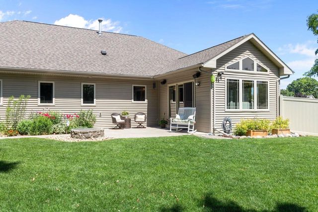 1983 CREEK SIDE DRIVE, Neenah, WI 54956