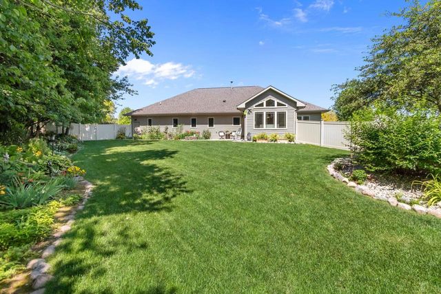 1983 CREEK SIDE DRIVE, Neenah, WI 54956