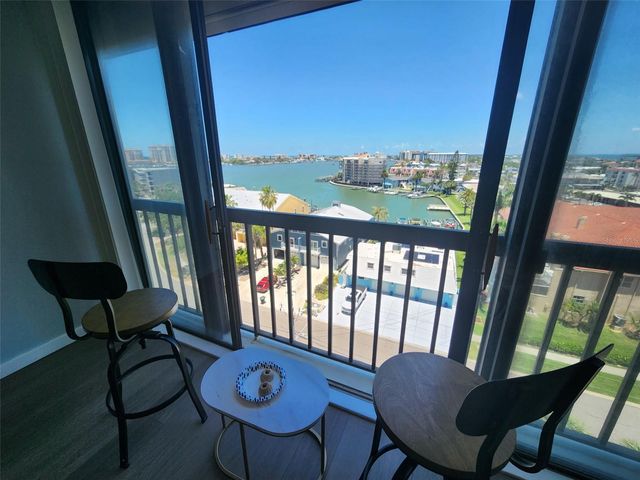 255 DOLPHIN POINT 809, Clearwater, FL 33767