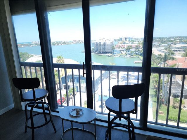 255 DOLPHIN POINT 809, Clearwater, FL 33767