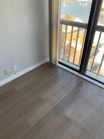 255 DOLPHIN POINT 809, Clearwater, FL 33767