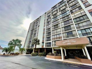 255 DOLPHIN POINT 809, Clearwater, FL 33767