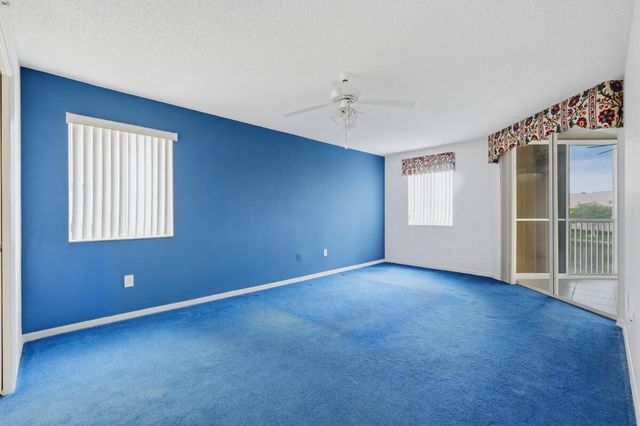7649 E Granville Drive 301, Tamarac, FL 33321