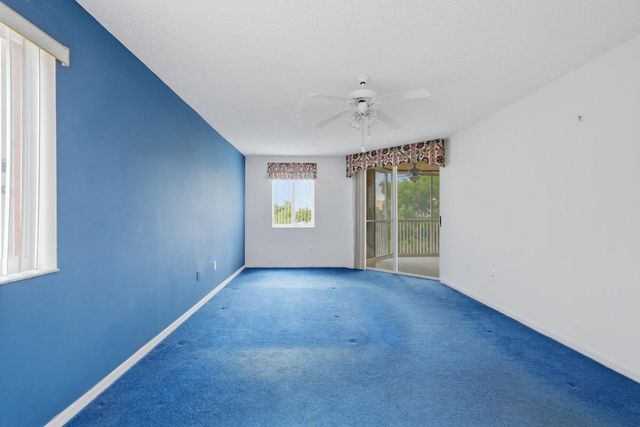 7649 E Granville Drive 301, Tamarac, FL 33321