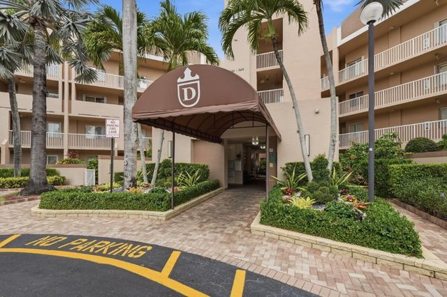 7649 E Granville Drive 301, Tamarac, FL 33321