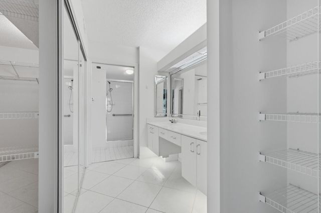 7649 E Granville Drive 301, Tamarac, FL 33321