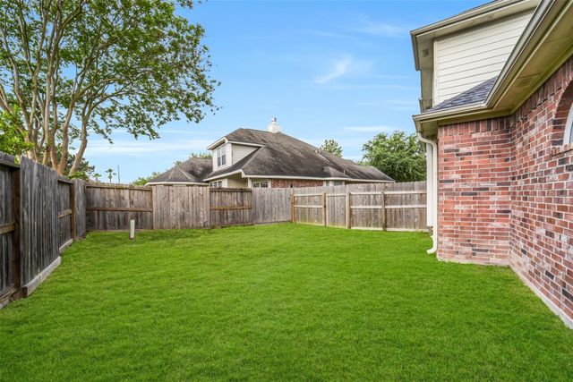 16810 Noble Pass Lane, Houston, TX 77095
