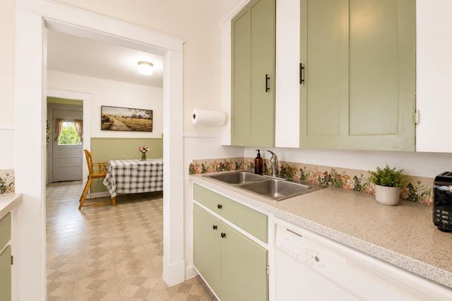 315 Mast Road, Manchester, NH 03102