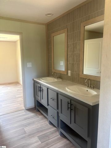 151 Cedar Grove Church Road, Laurens, SC 29360