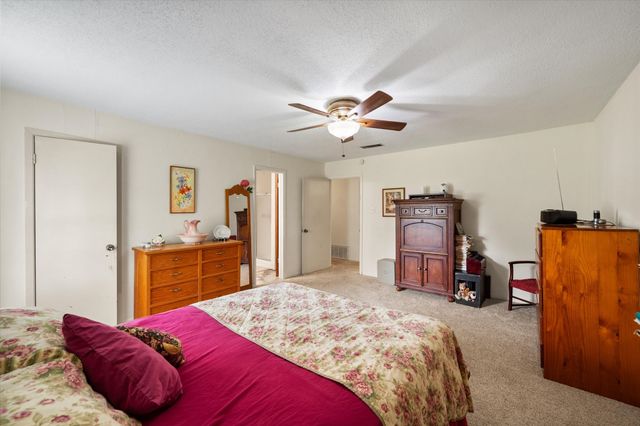 1209 Hidden Hills Drive, Corsicana, TX 75110
