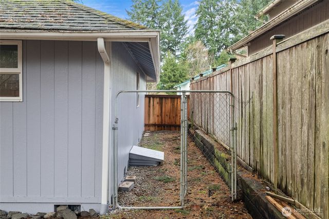 3627 Kings Way SE, Olympia, WA 98501