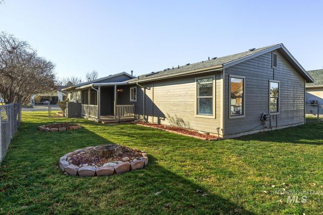 8290 W Clubhouse Ln., Garden City, ID 83714