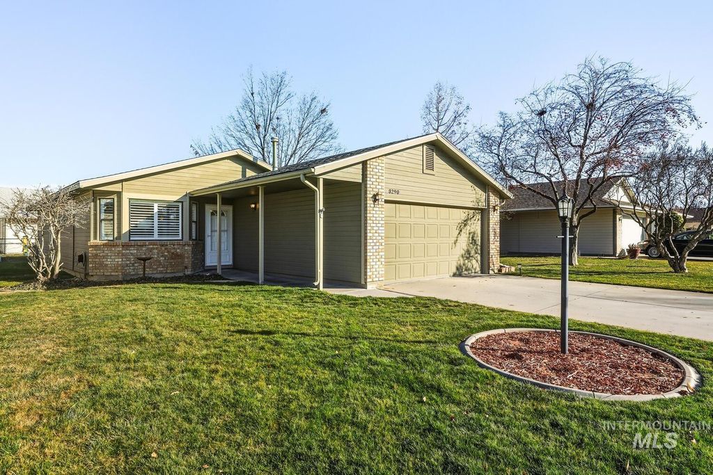 8290 W Clubhouse Ln., Garden City, ID 83714