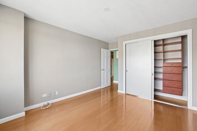 1815 215th St Apt 15L, New York City, NY 11360