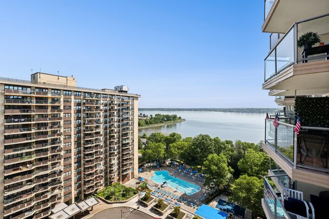 1815 215th St Apt 15L, New York City, NY 11360