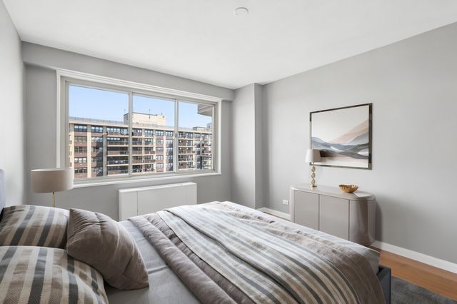 1815 215th St Apt 15L, New York City, NY 11360