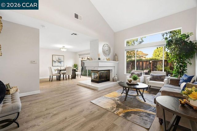 371 Bellflower Ct, San Ramon, CA 94582