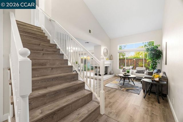 371 Bellflower Ct, San Ramon, CA 94582