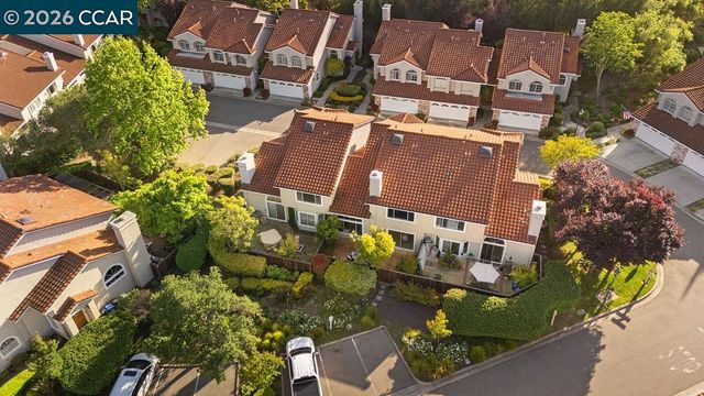371 Bellflower Ct, San Ramon, CA 94582